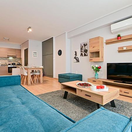 Modern Flat In The Heart Of Port Of Piraeus Lägenhet Exteriör bild