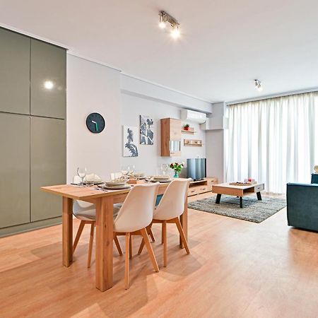 Modern Flat In The Heart Of Port Of Piraeus Lägenhet Exteriör bild