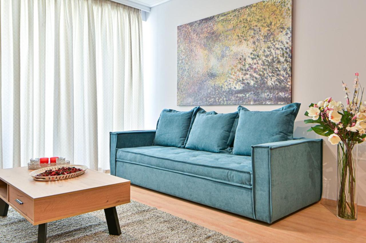 Modern Flat In The Heart Of Port Of Piraeus Lägenhet Exteriör bild